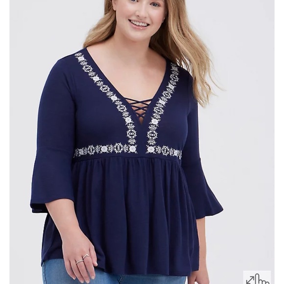 TORRID LACE UP EMBROIDERED BABYDOLL TOP - NAVY BLUE BOHO SIZE 4X NWT - Picture 2 of 5